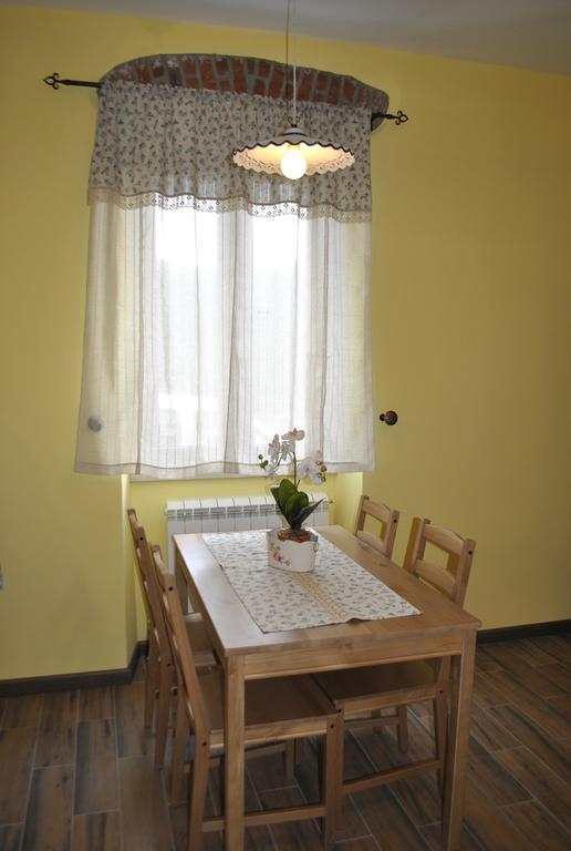 Apartment Pod Kostanji Osp Extérieur photo